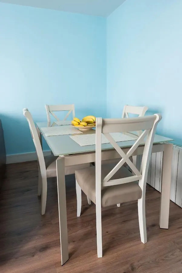 Spacious 2-Bedroom Apartment Near O'Connell St ダブリン アイルランド