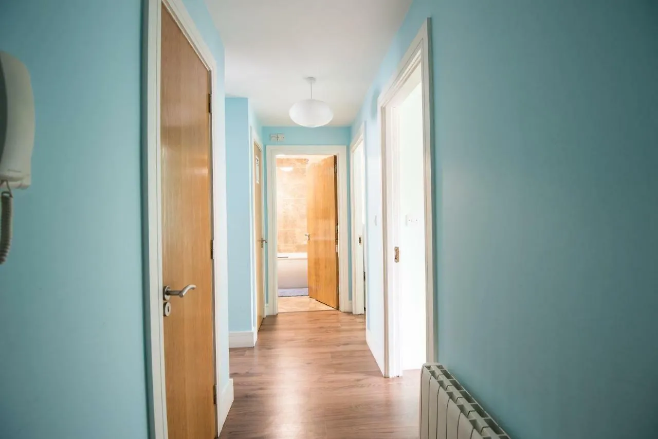 Spacious 2-Bedroom Apartment Near O'Connell St Dublin